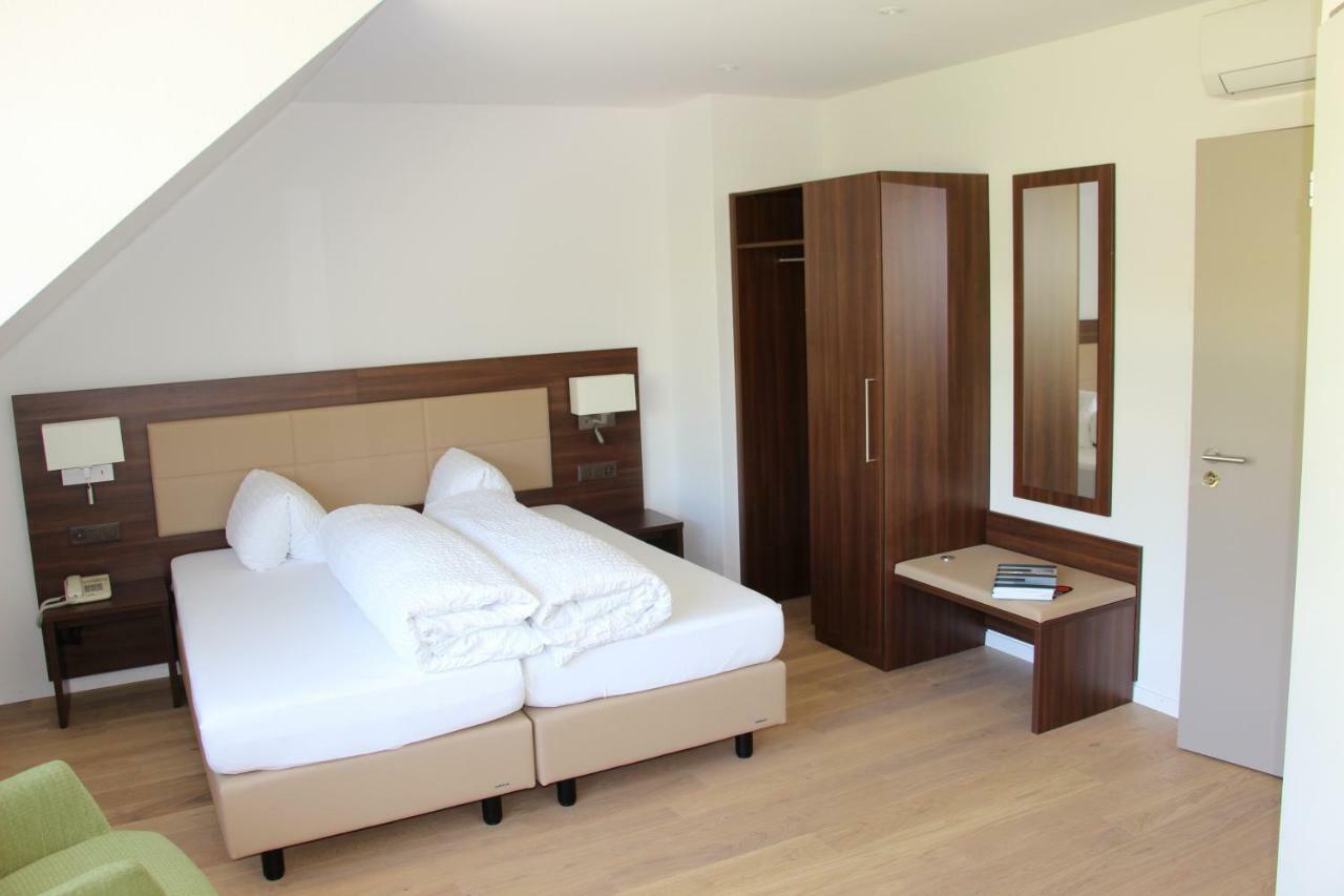 Seehotel Delphin Meisterschwanden Екстериор снимка